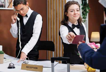  Thomas Wolfe, Chef Concierge and Director of Heritage, Fairmont San Francisco | Business Management Review 