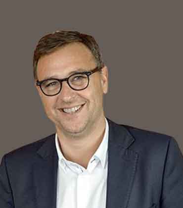 Synergee: Creating Synergy between Franchisers and Franchisees